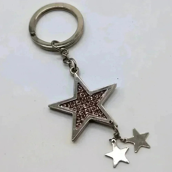 Vintage 3 Star Silver Tone Key ring - Picture 1 of 4